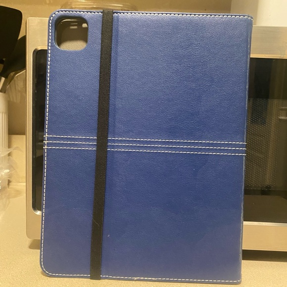 IPad Pro Case - Picture 2 of 3